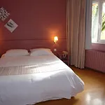 Hotell Causse Comtal Rodez, The Originals Relais Gages-le-Haut