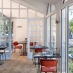 Causse Comtal Rodez, The Originals Relais Hotell
