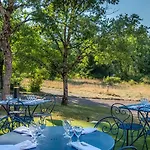 Hotell Causse Comtal Rodez, The Originals Relais 3*