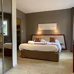 Causse Comtal Rodez, The Originals Relais Hotell 3*