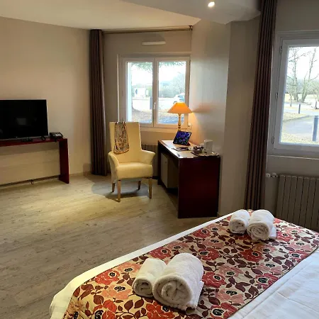 Causse Comtal Rodez, The Originals Relais Hotel 3*