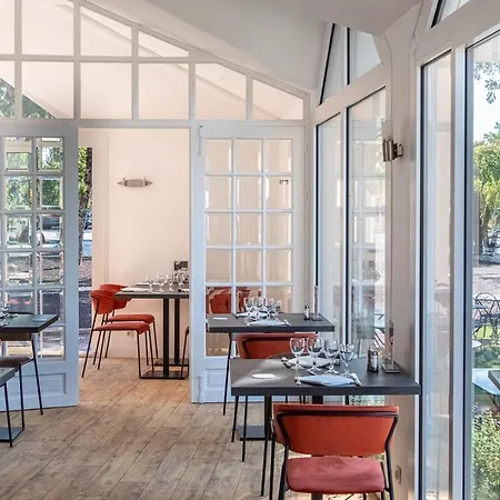 Hotel Causse Comtal Rodez, The Originals Relais 3*