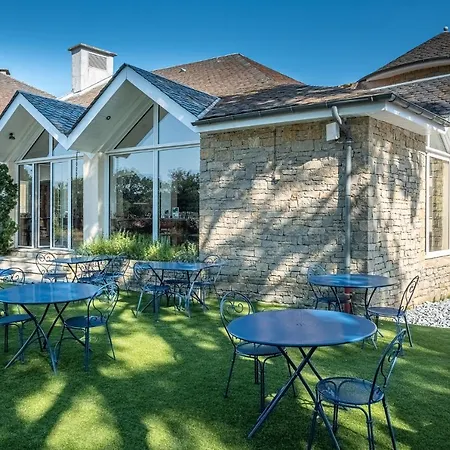 Hotel Causse Comtal Rodez, The Originals Relais Gages-le-Haut