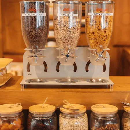 Hotel Causse Comtal Rodez, The Originals Relais 3*