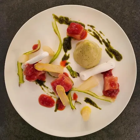 Causse Comtal Rodez, The Originals Relais Hotel 3*