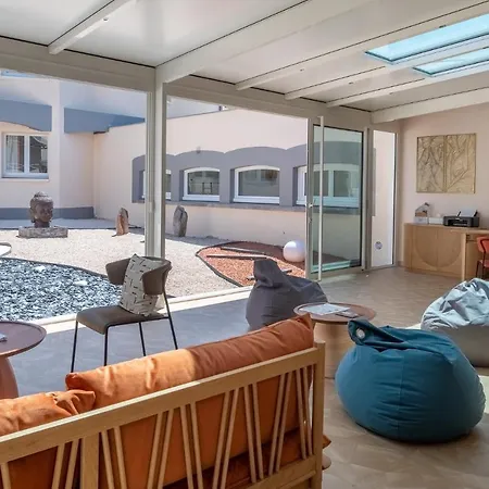 Hotell Causse Comtal Rodez, The Originals Relais Gages-le-Haut