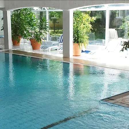 Causse Comtal Rodez, The Originals Relais Gages-le-Haut