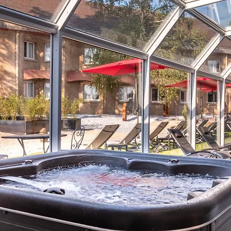Causse Comtal Rodez, The Originals Relais Hotell Gages-le-Haut