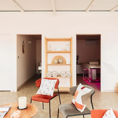 Causse Comtal Rodez, The Originals Relais