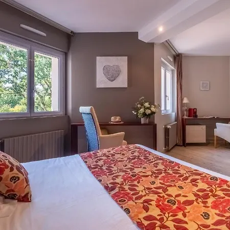 Causse Comtal Rodez, The Originals Relais Hotell Gages-le-Haut