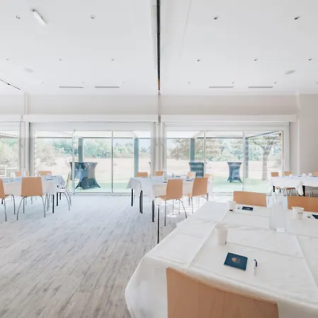 Causse Comtal Rodez, The Originals Relais Ξενοδοχείο