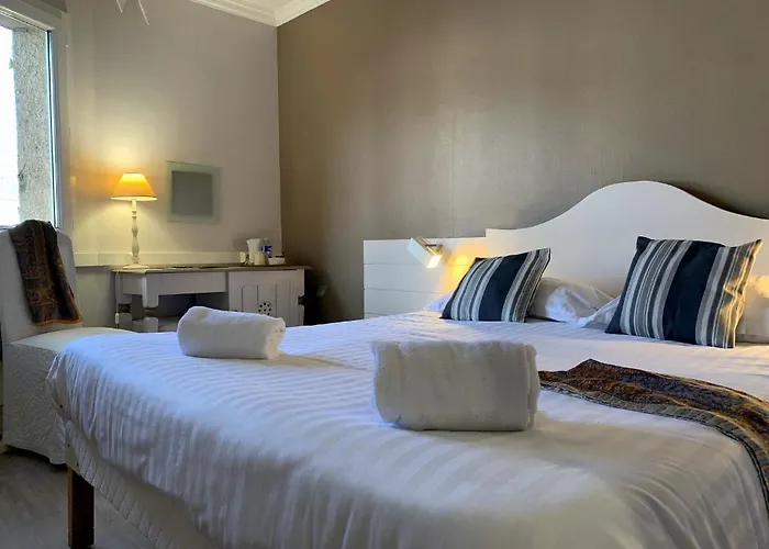 Causse Comtal Rodez, The Originals Relais 酒店 Gages-le-Haut